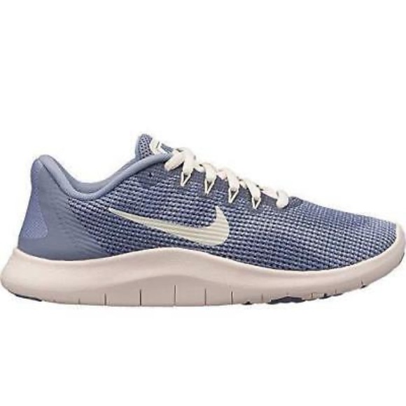 Nike Other - Nike Flex tennis shoe size 5.5